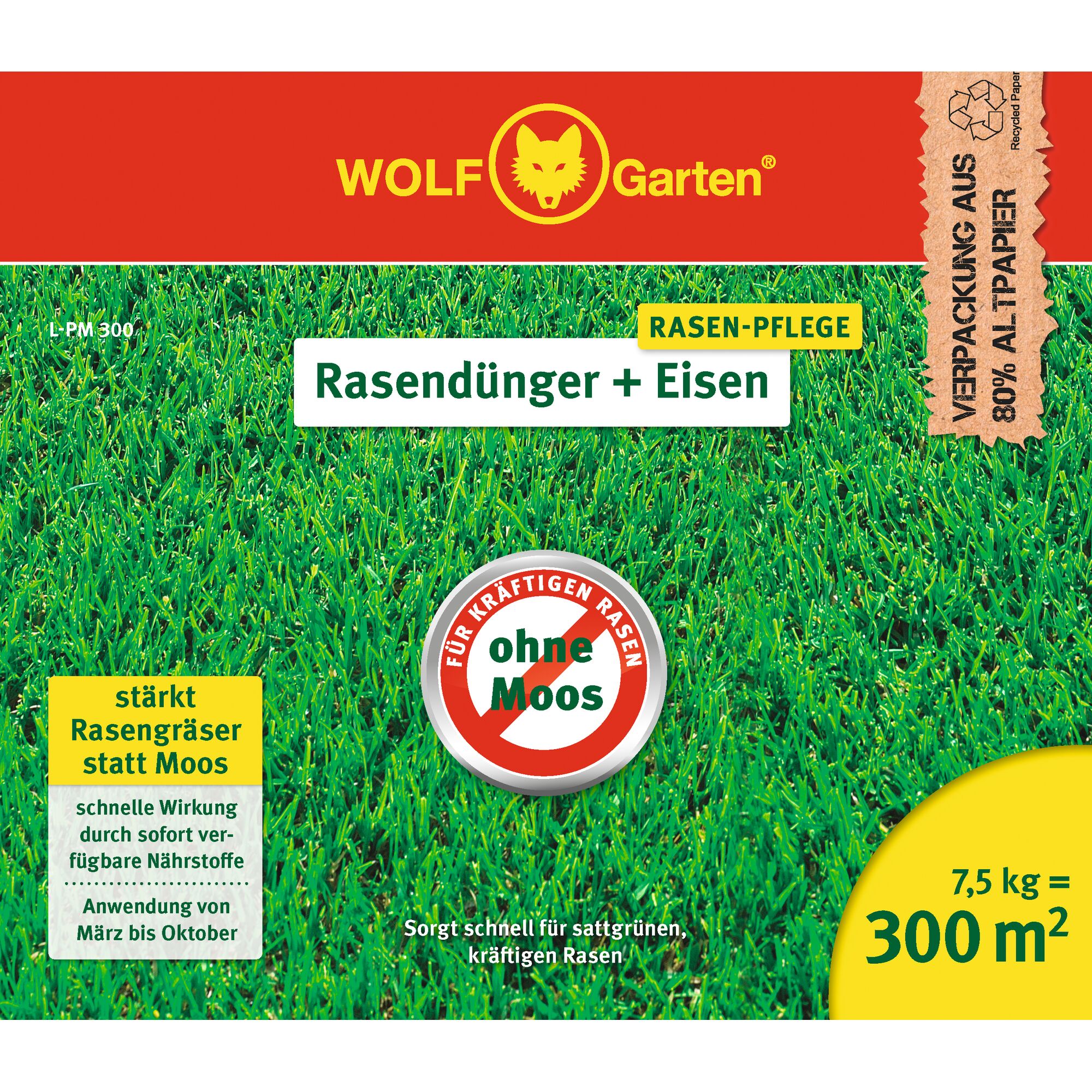 Packaging of WOLF Garten lawn fertilizer with iron for lawn care. The image shows green grass, a red and yellow label at the top with the WOLF Garten logo, and information that the product strengthens lawn grass instead of moss, is effective from March to October, and covers up to 300 m² with 7.5 kg.