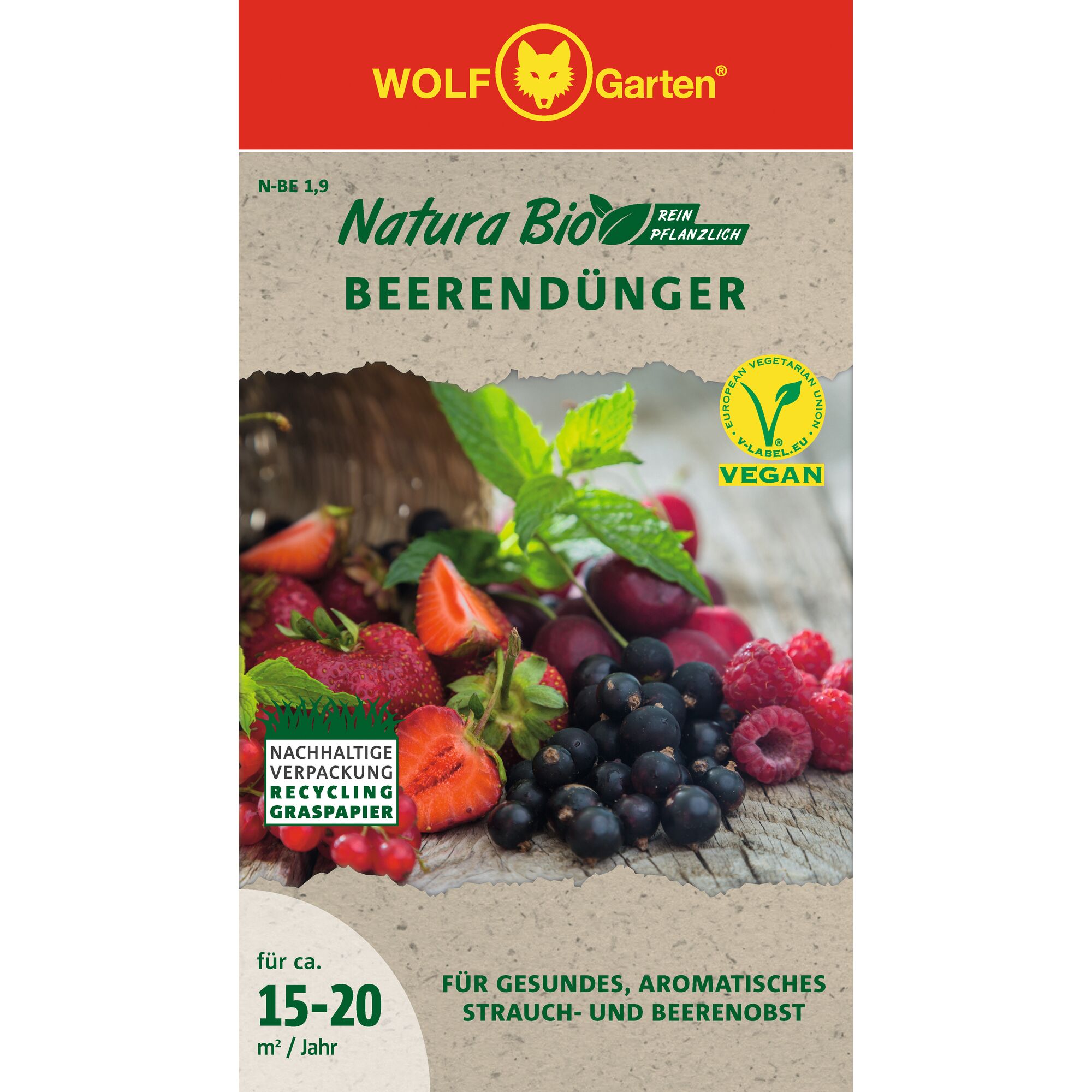 Front packaging of WOLF Garten Natura Bio Berry Fertilizer, featuring assorted berries including strawberries, raspberries, blackcurrants, redcurrants, and grapes. The packaging is marked as vegan and highlights sustainable, recyclable grass paper. Suitable for healthy and aromatic shrub and berry fruits for approximately 15–20 m² per year.